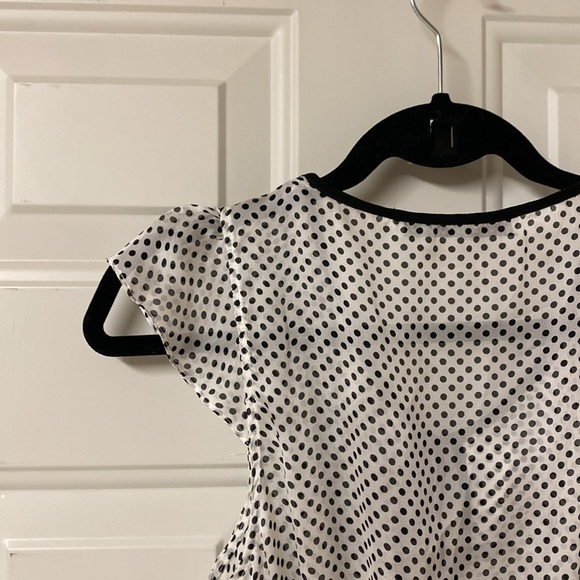 Zara Basic Sheer Top Size Large - Picture 7 of 7